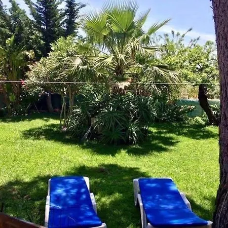 Fuer 4 Personen In Algoz, Algarve Holiday home